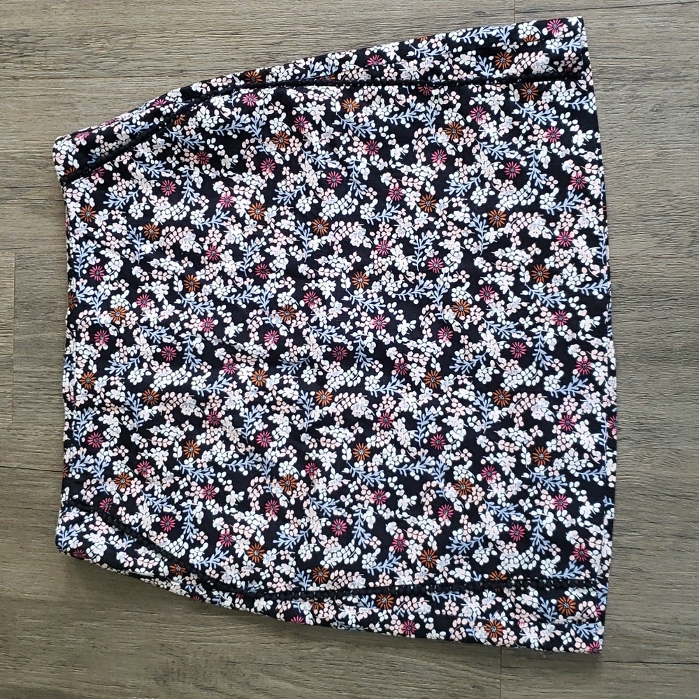 LOFT Black Floral A-Line Skirt with White, Pink & Brown Accents